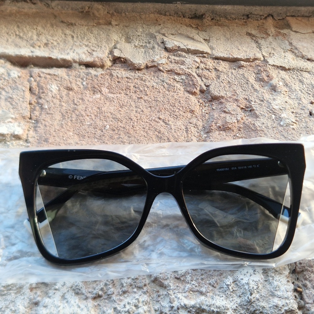 Fendi sunglasses